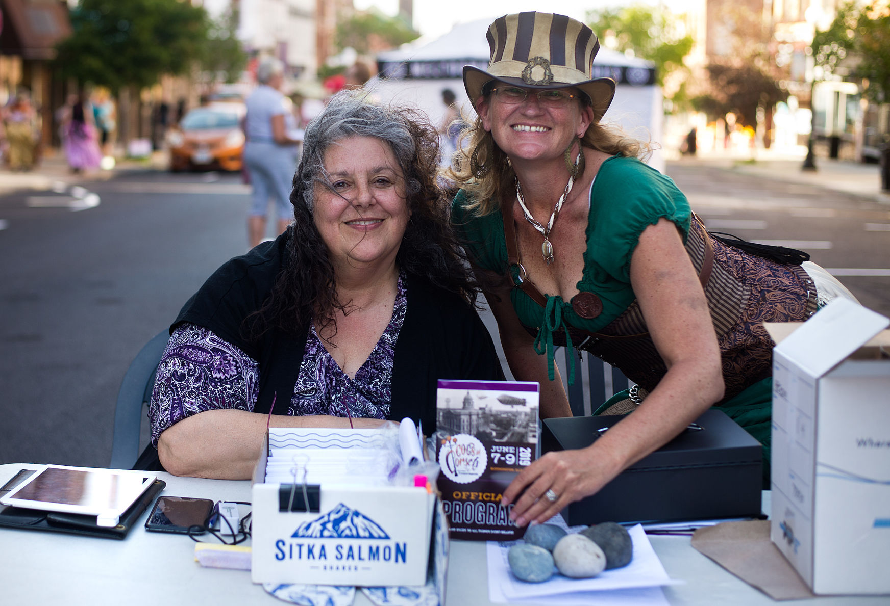 Tricia Stiller, Amy O’Neal